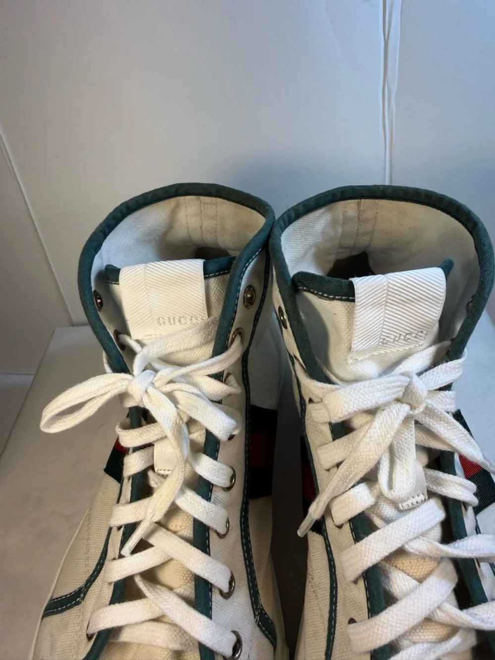 Gucci White High-Top Canvas Sneakers with Green Trim and Red-Black Stripe - Picture 8 of 12